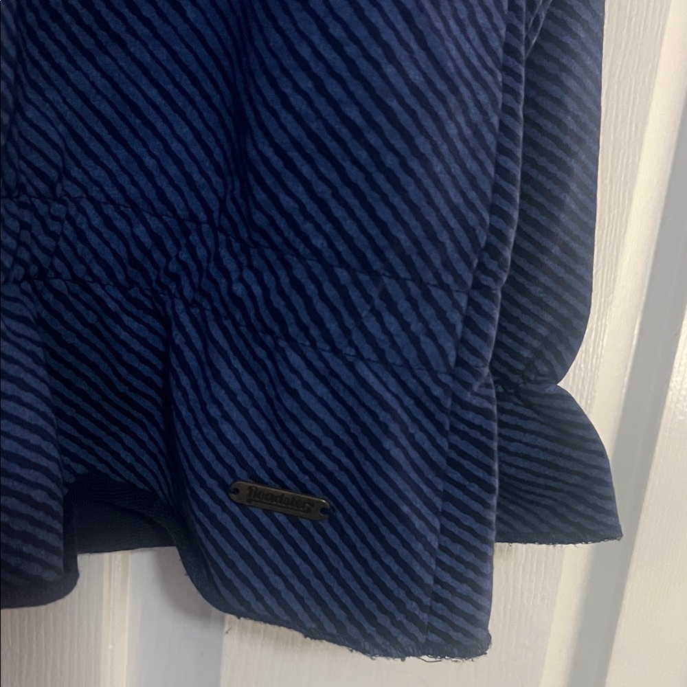 Stylish Navy Striped sweat shirt by The Roadster Life CO Women’s Size L - Picture 4 of 5